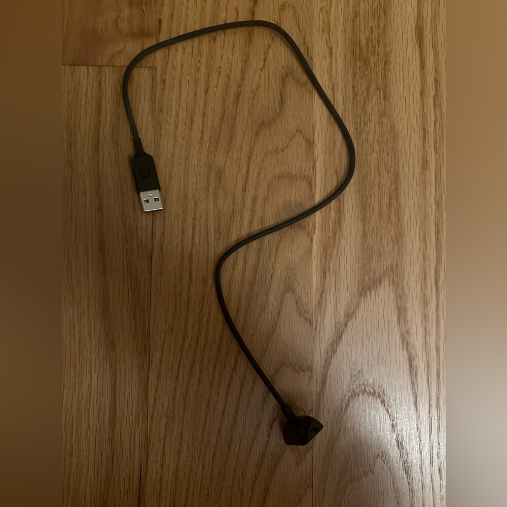 Fitbit Luxe & Charge 5 and Charging Cable
